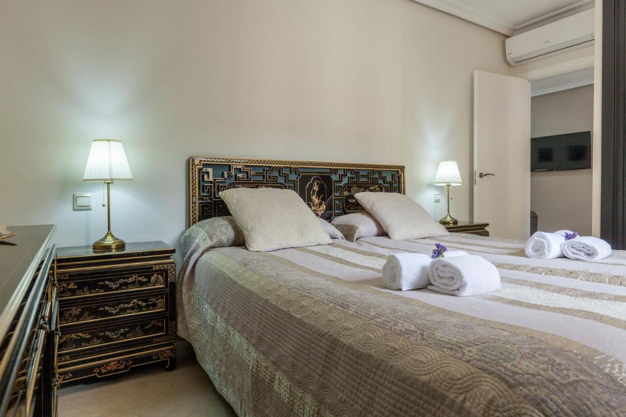 Apartamento Calle Sierpes เซบีญา ภายนอก รูปภาพ