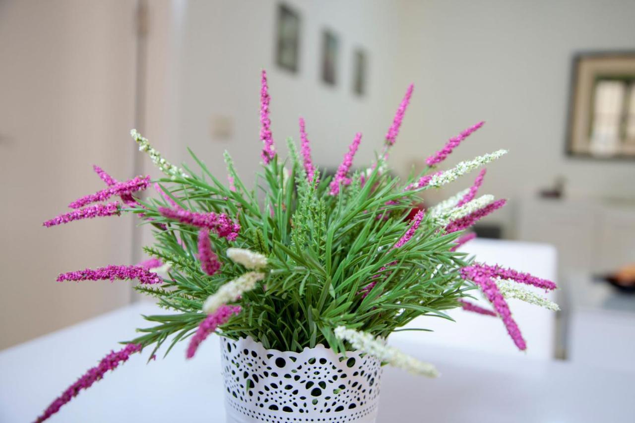Apartamento Calle Sierpes เซบีญา ภายนอก รูปภาพ